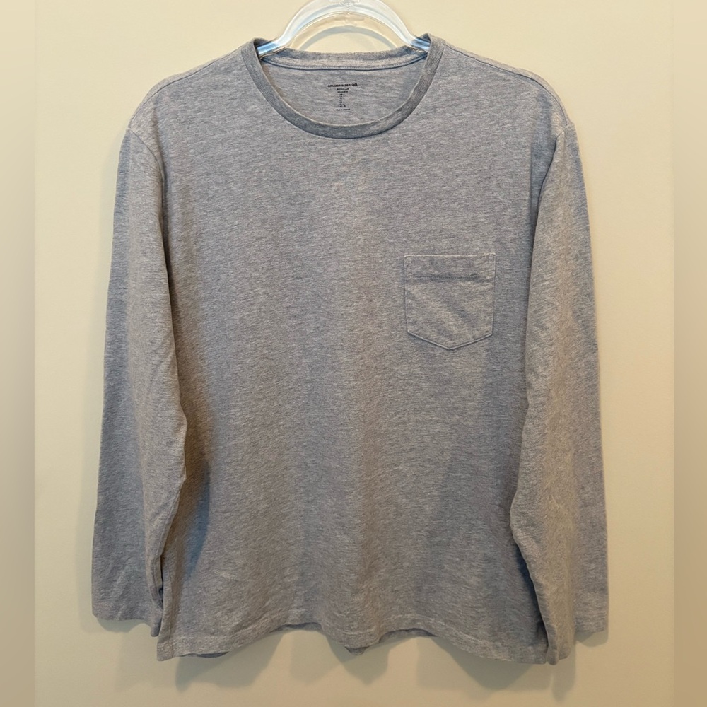 Amazon Essentials Long Sleeve Pocket Tee